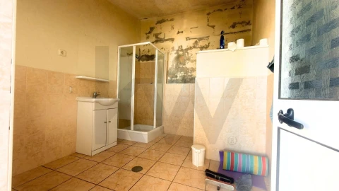 Moradia T3 para Venda em Vila de Cucujães