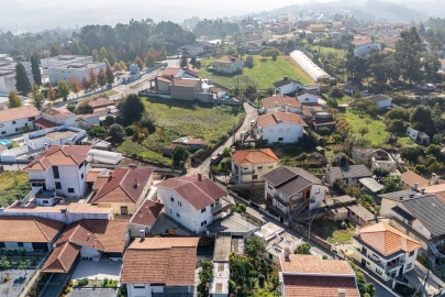 Moradia T3 para Venda em Vila de Cucujães