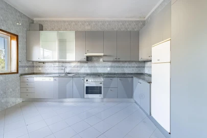 Moradia T3 para Venda em Vila de Cucujães