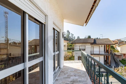 Moradia T3 para Venda em Vila de Cucujães