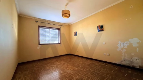Moradia T3 para Venda em Vila de Cucujães