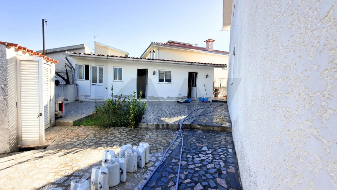 Moradia T3 para Venda em Vila de Cucujães Foto 14