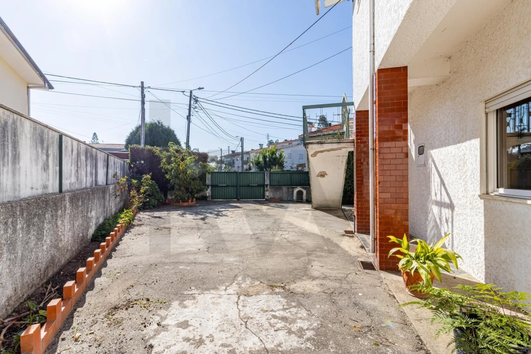 Moradia T3 para Venda em Vila de Cucujães Foto 43