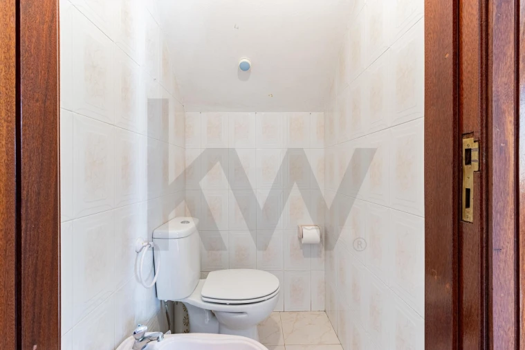 Moradia T3 para Venda em Vila de Cucujães Foto 14