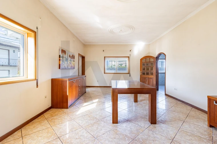 Moradia T3 para Venda em Vila de Cucujães Foto 10
