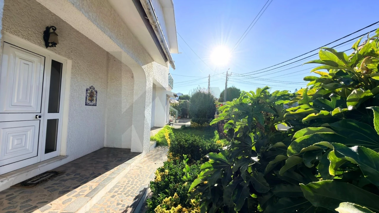 Moradia T3 para Venda em Vila de Cucujães Foto 1