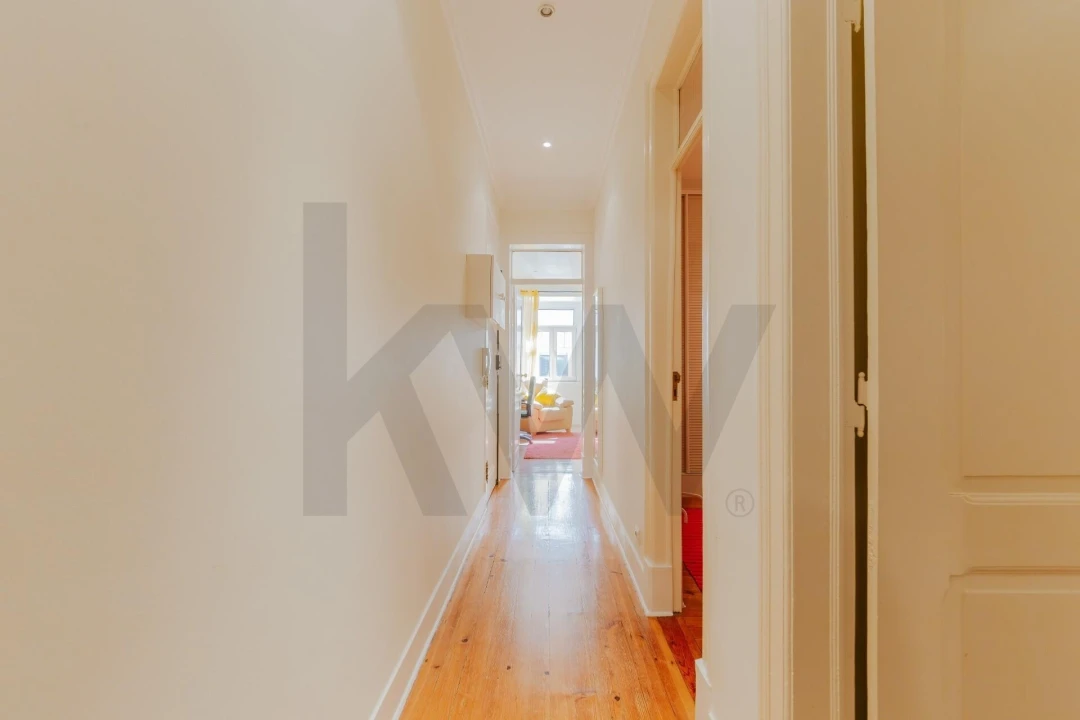 Apartamento T4 para Arrendamento em Santo António Foto 23