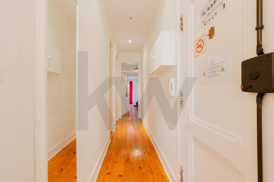 Apartamento T4 para Arrendamento em Santo António Foto 36
