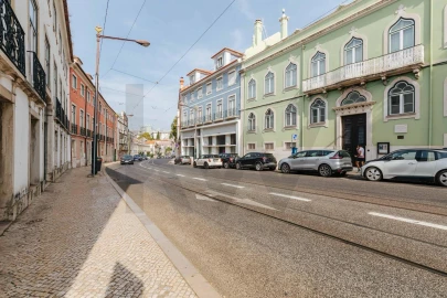 Apartamento T4 para Arrendamento em Santo António