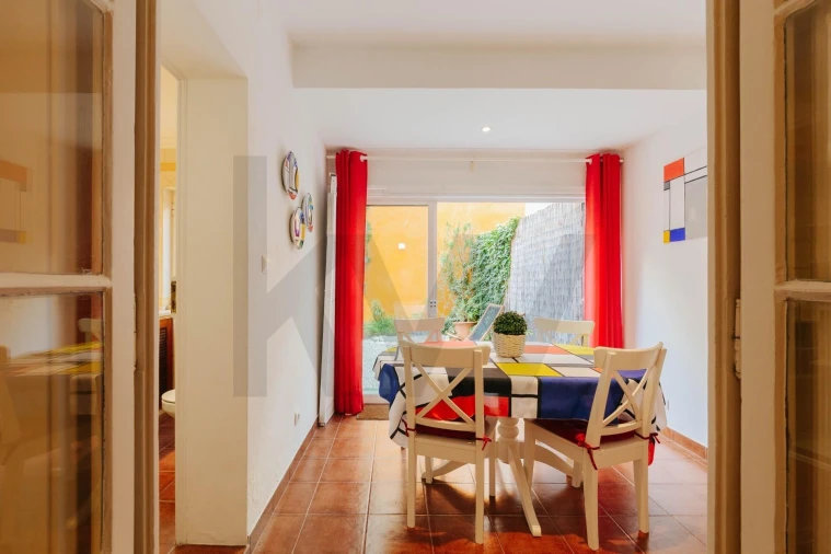 Apartamento T4 para Arrendamento em Santo António Foto 15