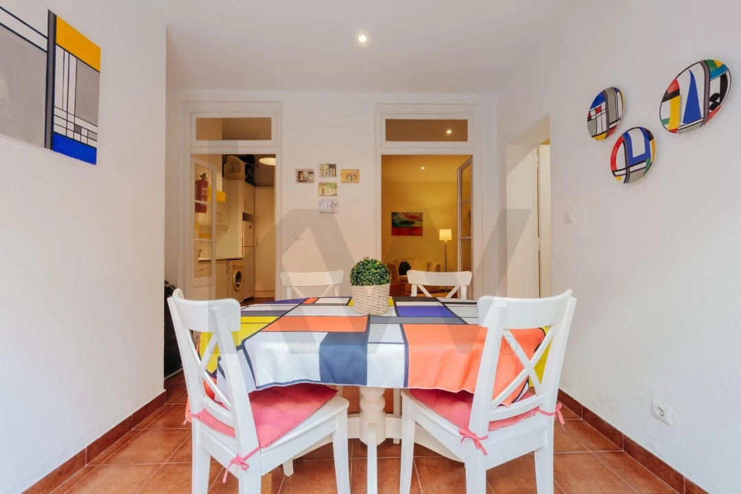 Apartamento T4 para Arrendamento em Santo António Foto 6