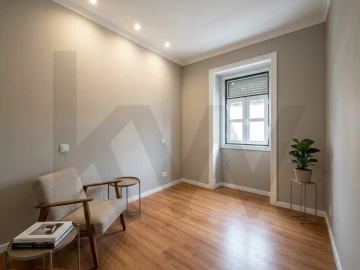 Apartamento T2 para Venda em Beato