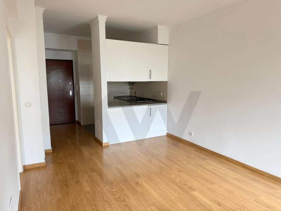Apartamento T1 para Arrendamento em Arroios Foto 6