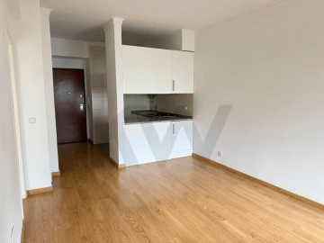 Apartamento T1 para Arrendamento em Arroios