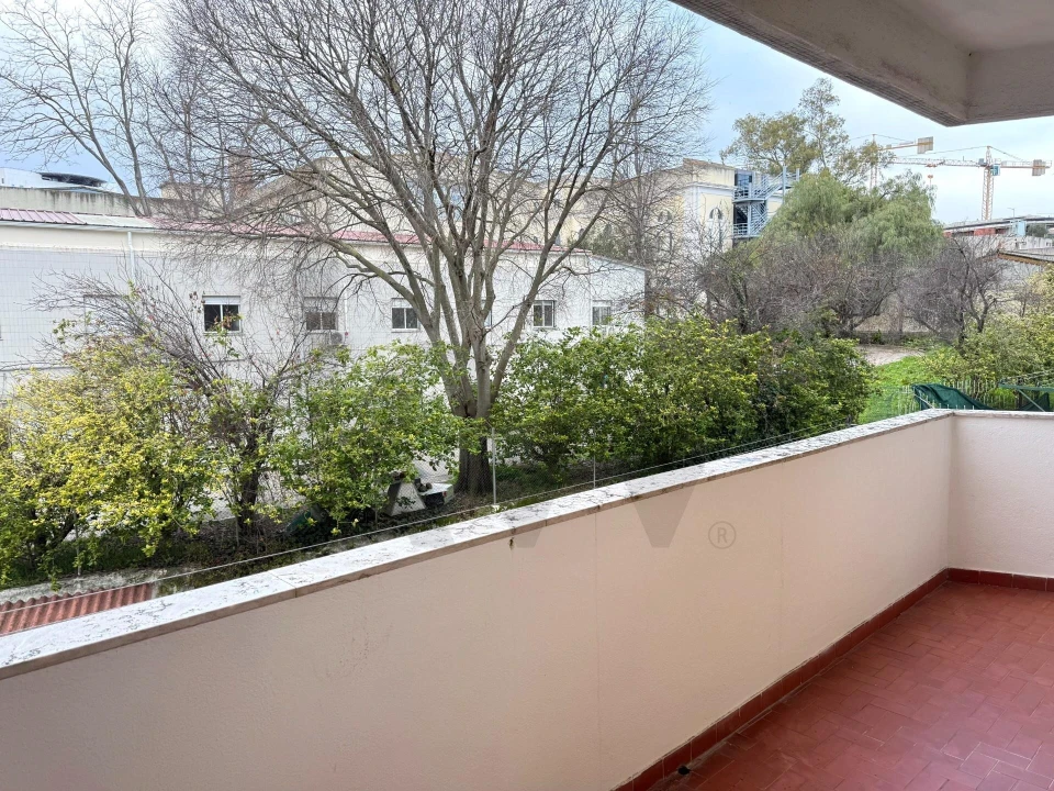 Apartamento T1 para Arrendamento em Arroios Foto 5