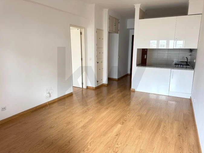 Apartamento T1 para Arrendamento em Arroios Foto 4