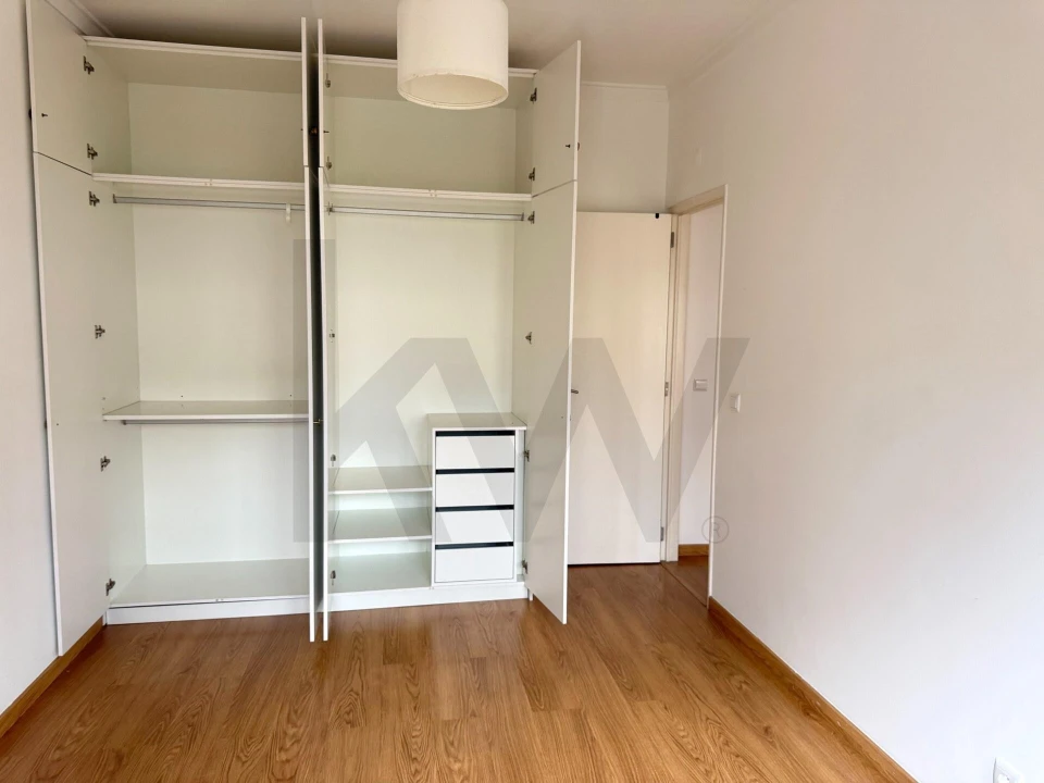 Apartamento T1 para Arrendamento em Arroios Foto 12