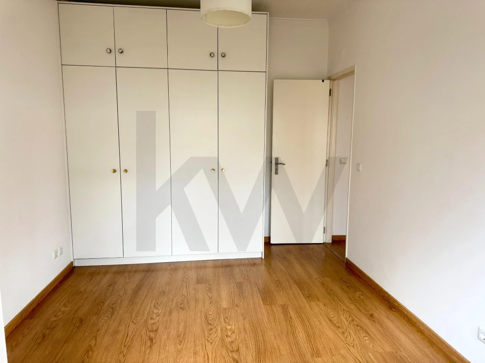 Apartamento T1 para Arrendamento em Arroios Foto 10