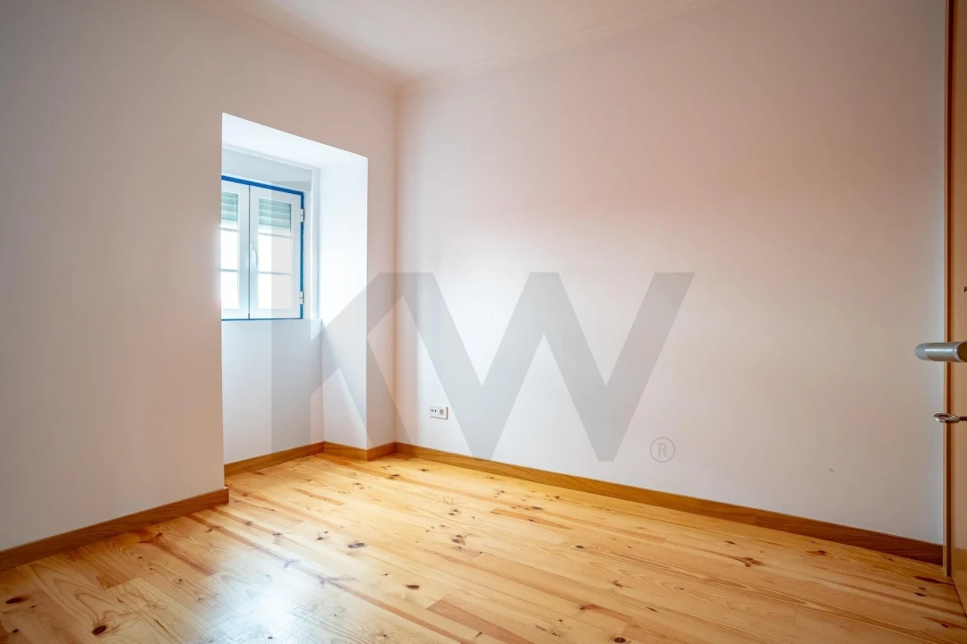 Apartamento T2 para Arrendamento em Caparica e Trafaria Foto 9