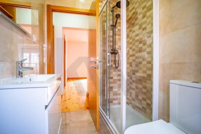 Apartamento T2 para Arrendamento em Caparica e Trafaria