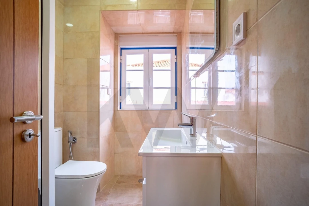 Apartamento T2 para Arrendamento em Caparica e Trafaria Foto 5