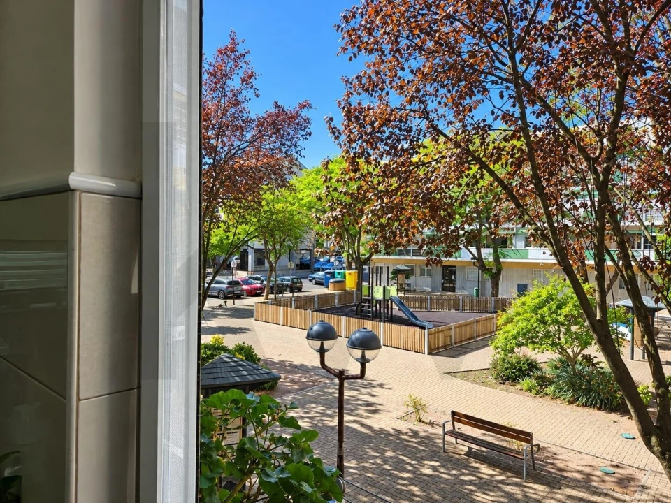 Apartamento T2 para Venda em Falagueira-Venda Nova Foto 7
