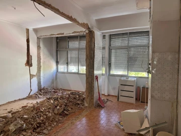 Apartamento T3 para Venda em Benfica