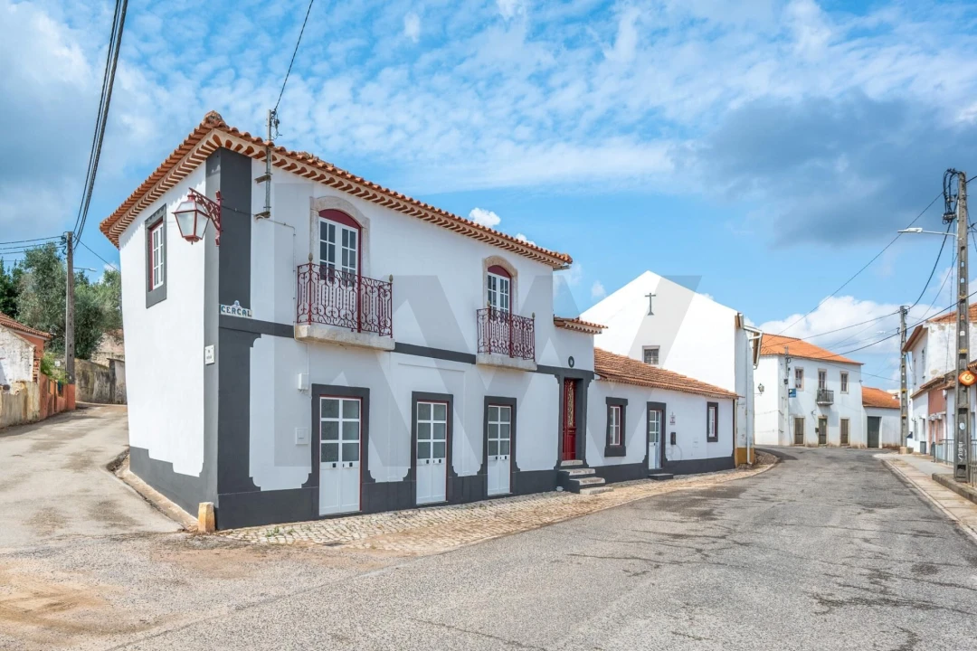 Moradia T13 para Venda em Lamas e Cercal Foto 1