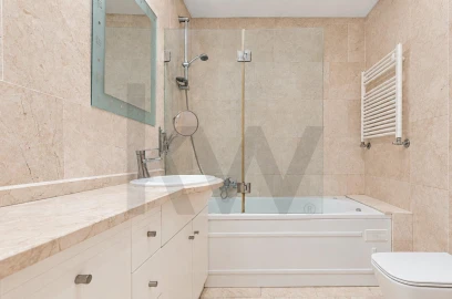 Apartamento T1 para Arrendamento em Arroios