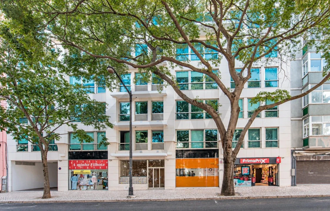 Apartamento T1 para Arrendamento em Arroios Foto 1