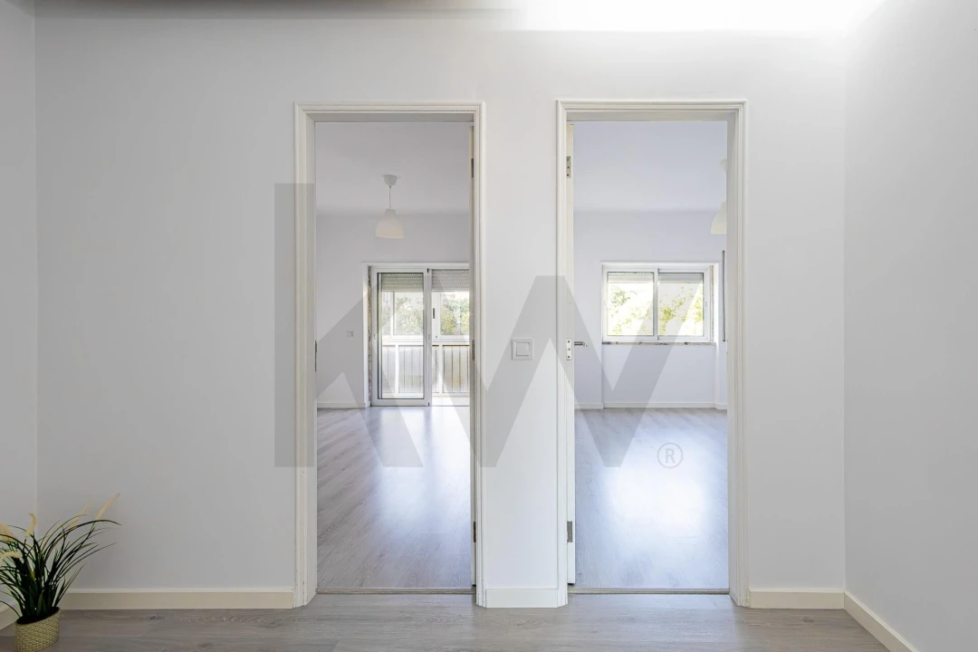 Apartamento T3 para Venda em Laranjeiro e Feijó Foto 13