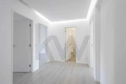 Apartamento T3 para Venda em Laranjeiro e Feijó