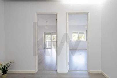 Apartamento T3 para Venda em Laranjeiro e Feijó