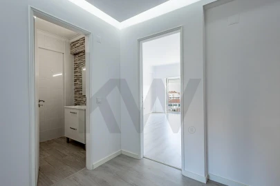 Apartamento T3 para Venda em Laranjeiro e Feijó