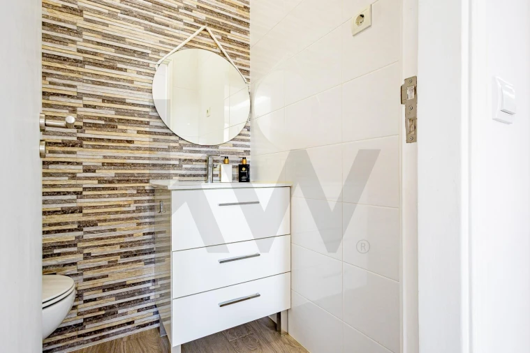 Apartamento T3 para Venda em Laranjeiro e Feijó Foto 10