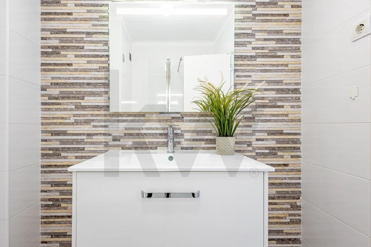 Apartamento T3 para Venda em Laranjeiro e Feijó Foto 20
