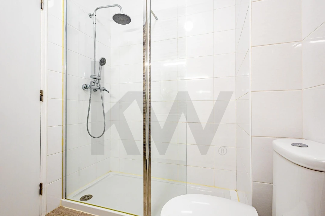 Apartamento T3 para Venda em Laranjeiro e Feijó Foto 19