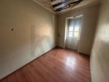 Apartamento T2 para Venda em Beato