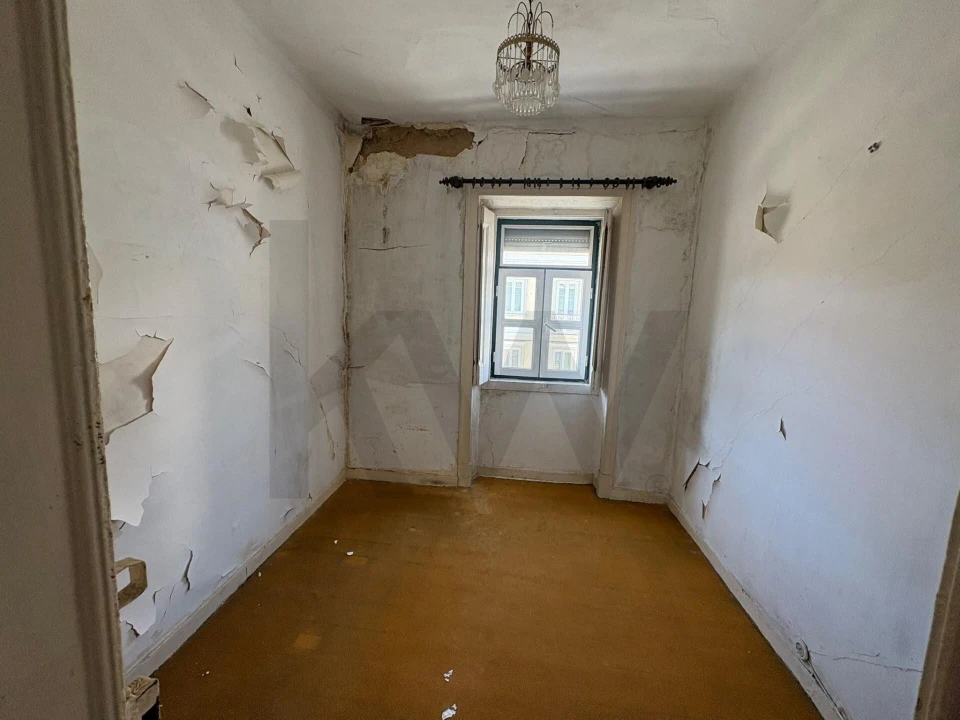 Apartamento T2 para Venda em Beato Foto 4