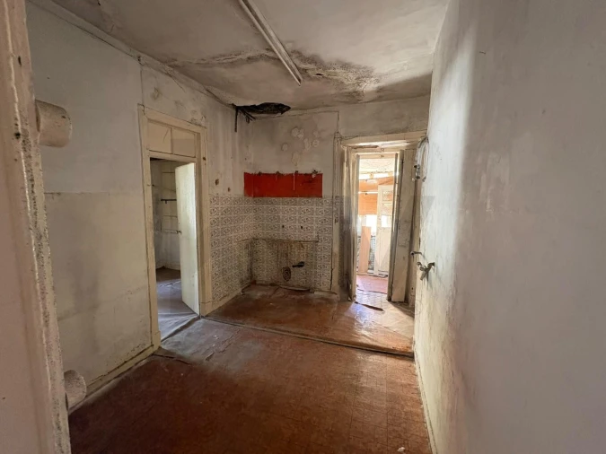 Apartamento T2 para Venda em Beato Foto 2