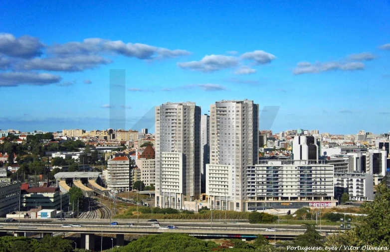 Garagem para Venda em Campolide Foto 6
