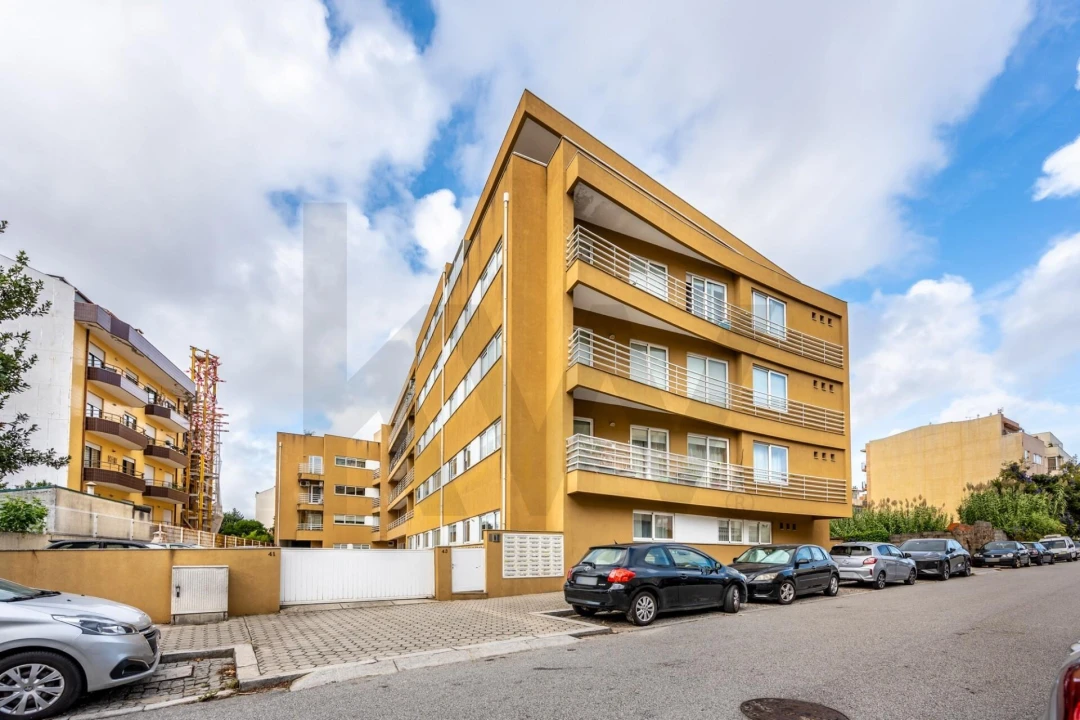 Apartamento T3 para Venda em Santa Marinha e São Pedro da Afurada Foto 1