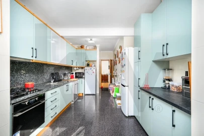 Apartamento T3 para Venda em Santa Marinha e São Pedro da Afurada