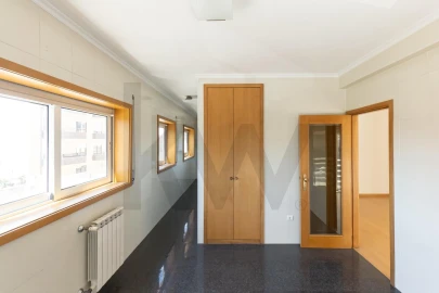 Apartamento T3 para Venda em Santa Marinha e São Pedro da Afurada