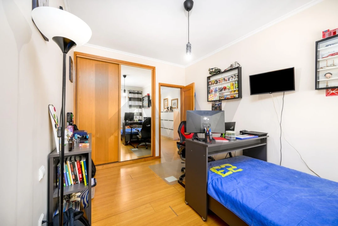 Apartamento T3 para Venda em Santa Marinha e São Pedro da Afurada Foto 9