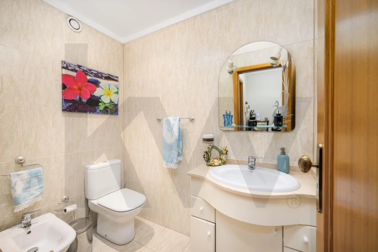 Apartamento T3 para Venda em Santa Marinha e São Pedro da Afurada Foto 3