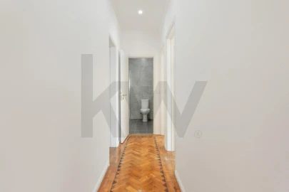 Apartamento T2 para Arrendamento em Avenidas Novas