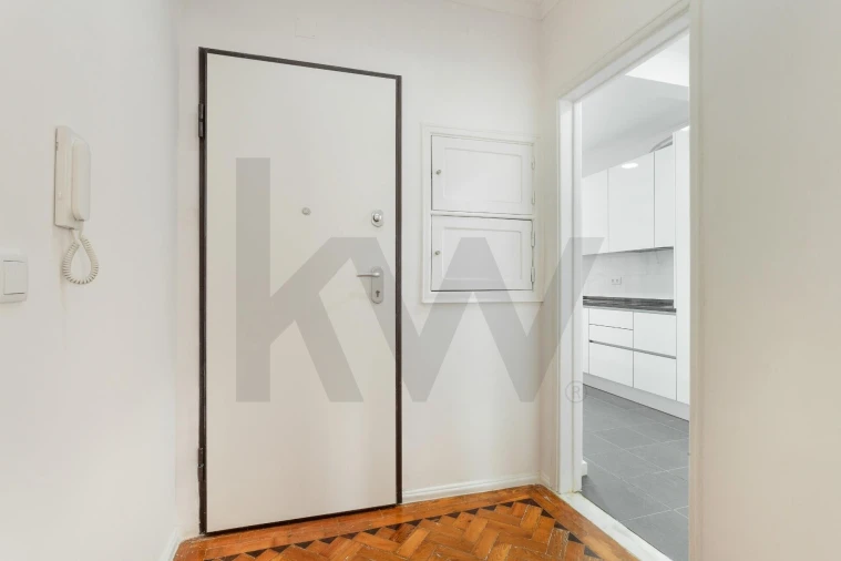 Apartamento T2 para Arrendamento em Avenidas Novas Foto 3