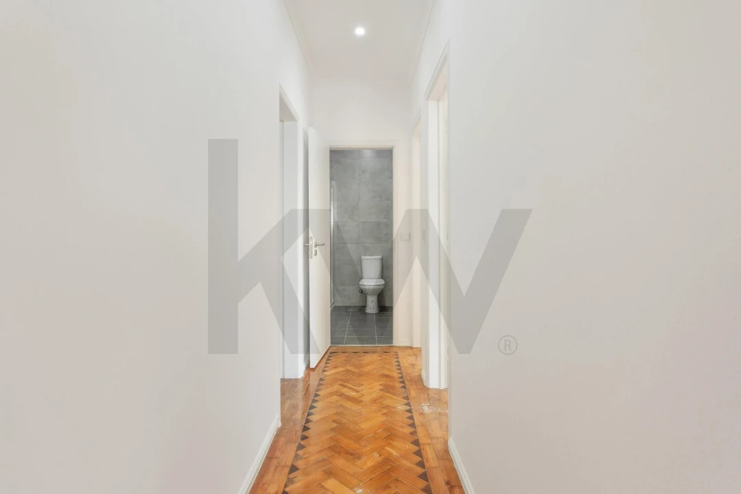 Apartamento T2 para Arrendamento em Avenidas Novas Foto 9