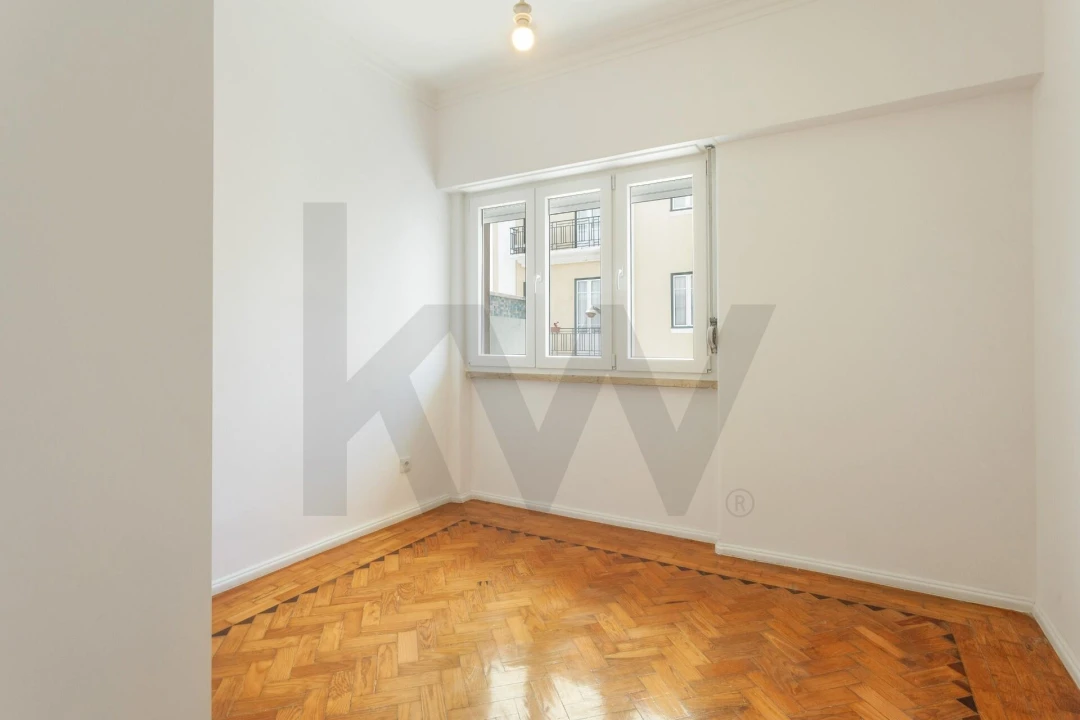 Apartamento T2 para Arrendamento em Avenidas Novas Foto 11